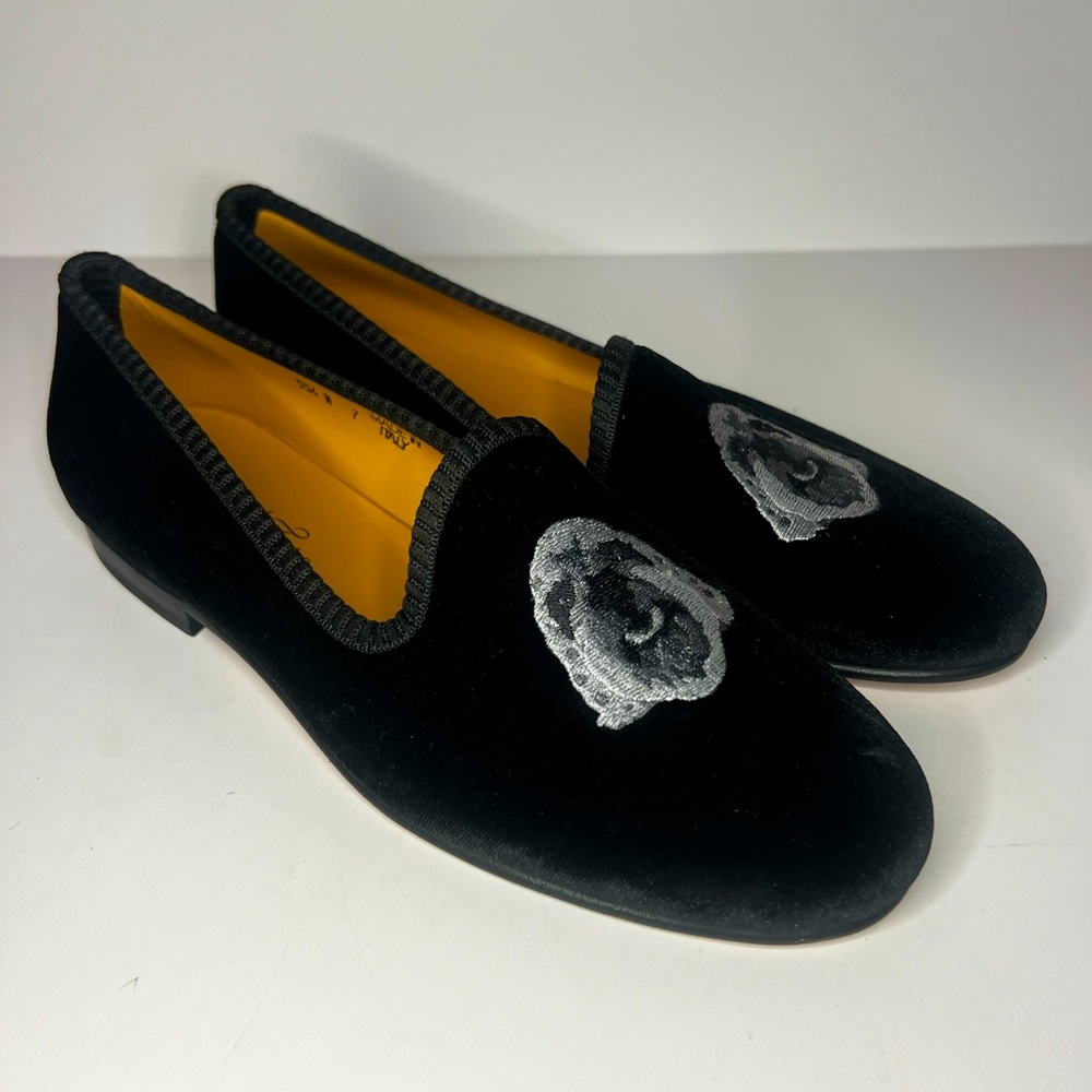 Del Toro Dog Slippers